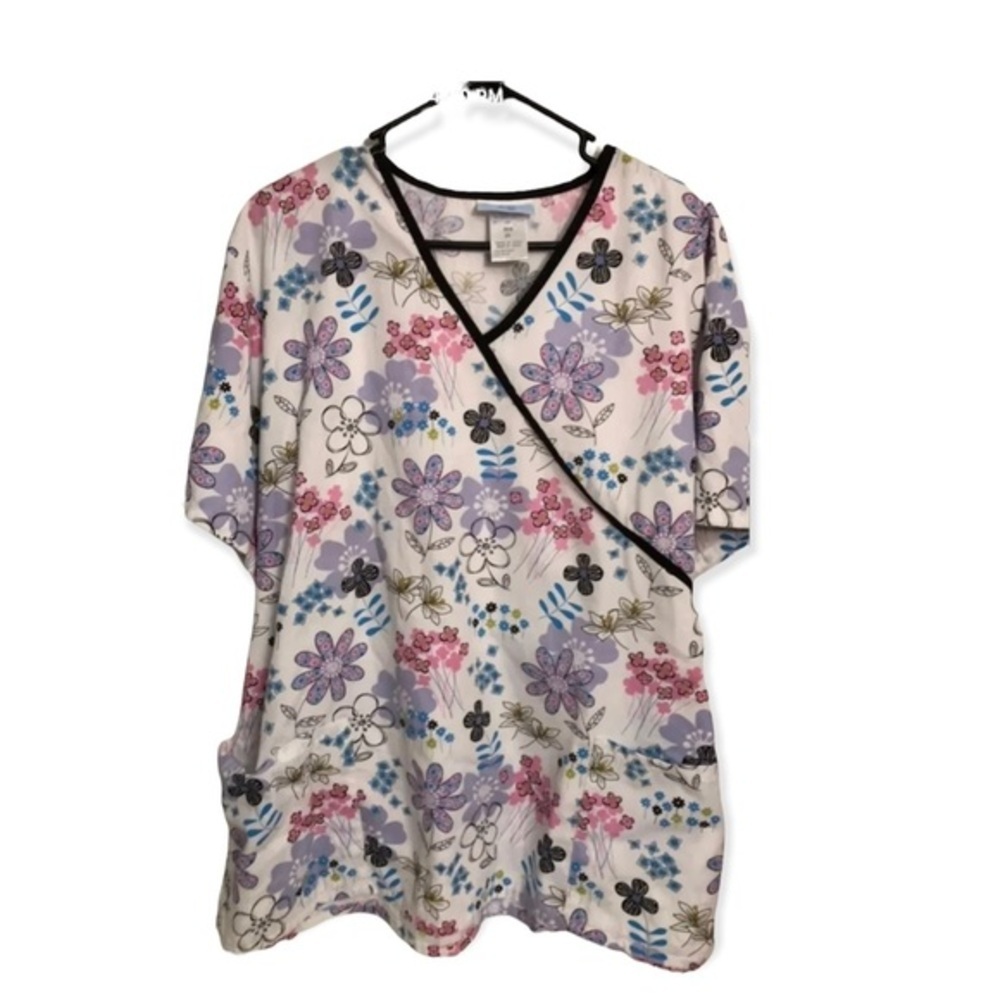 SB Scrubs Shirt Women’s Size 2X  Ties In Back V Neck‎ Pull Over Floral